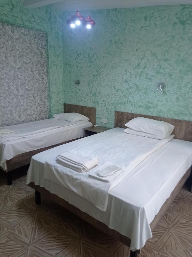 Guesthouse Melikishvili 57 Batumi Exterior photo